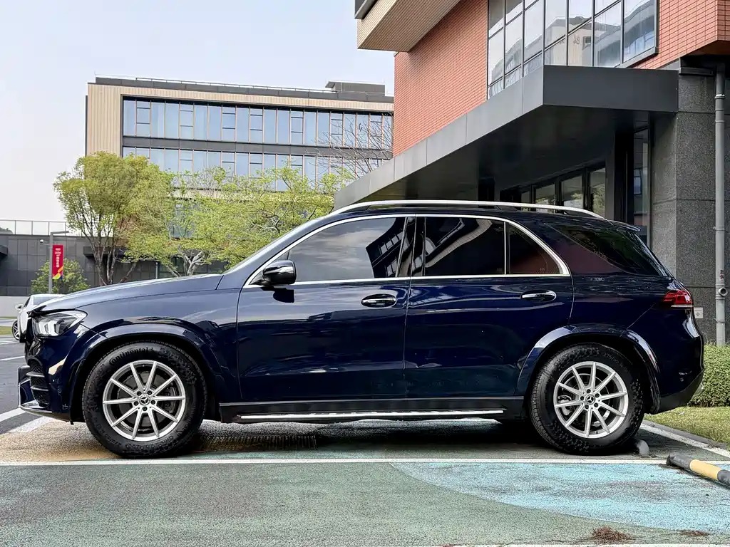 Mercedes-Benz GLE 2019 — фото 17