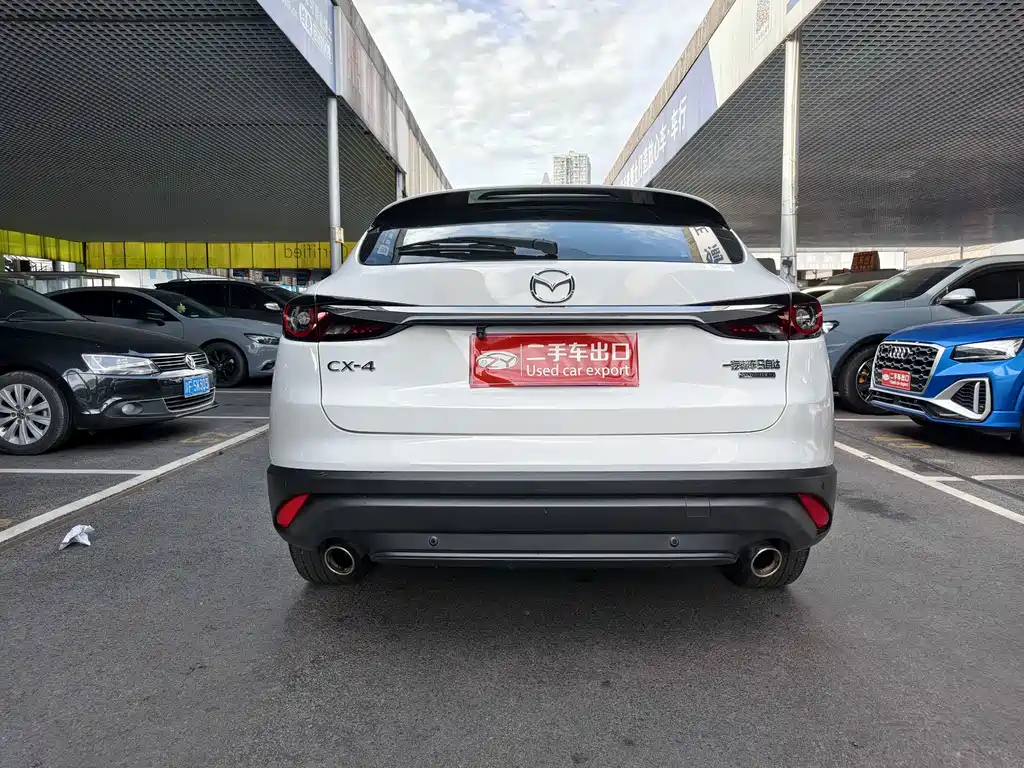 Mazda CX-4 2023
