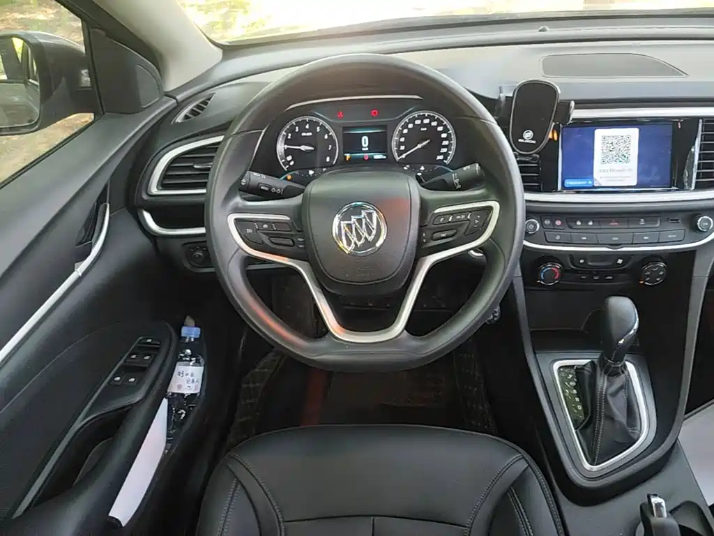 Buick Excelle 2021 — фото 11
