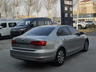 Volkswagen Sagitar 2018
