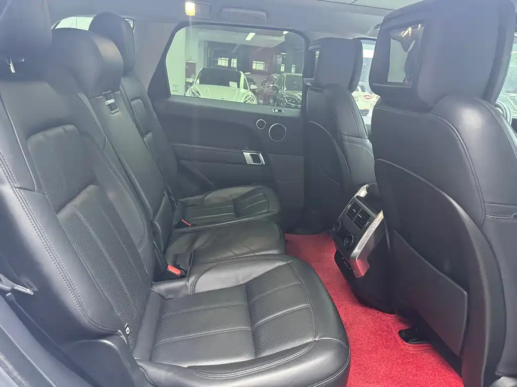 Land Rover Range Rover Sport 2018 — фото 10