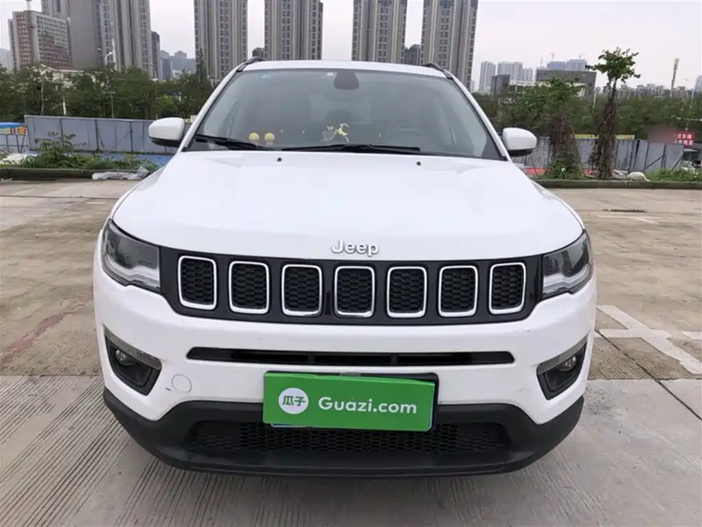 Jeep Compass 2018 — фото 20