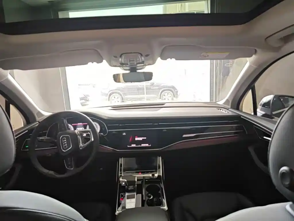 Audi Q7 2025