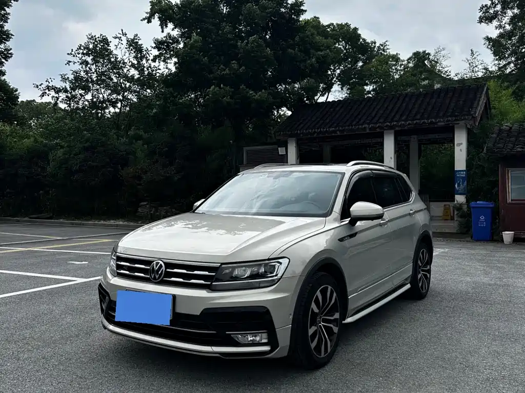 Volkswagen Tiguan L 2021