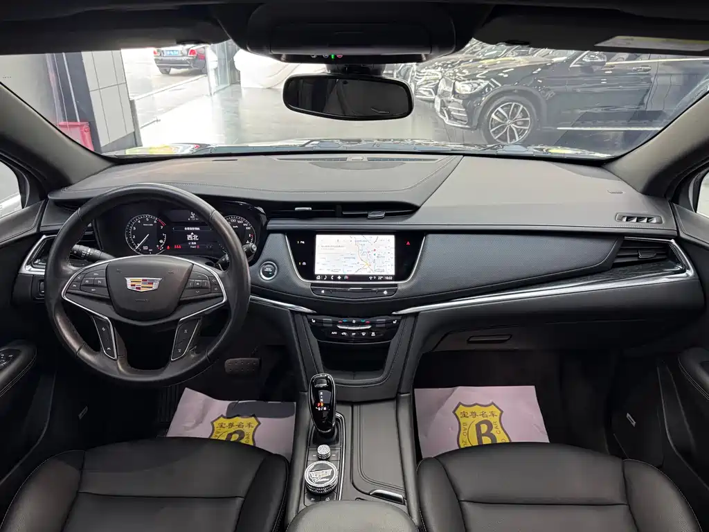 Cadillac XT5 2022 — фото 10
