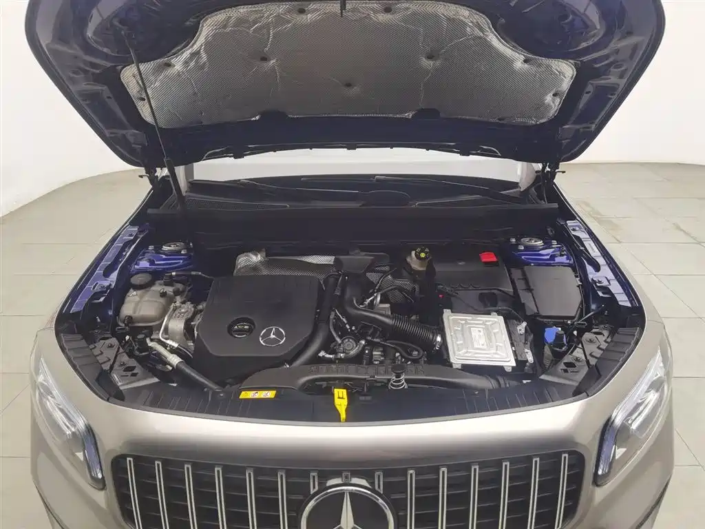 Mercedes-Benz GLB 2021