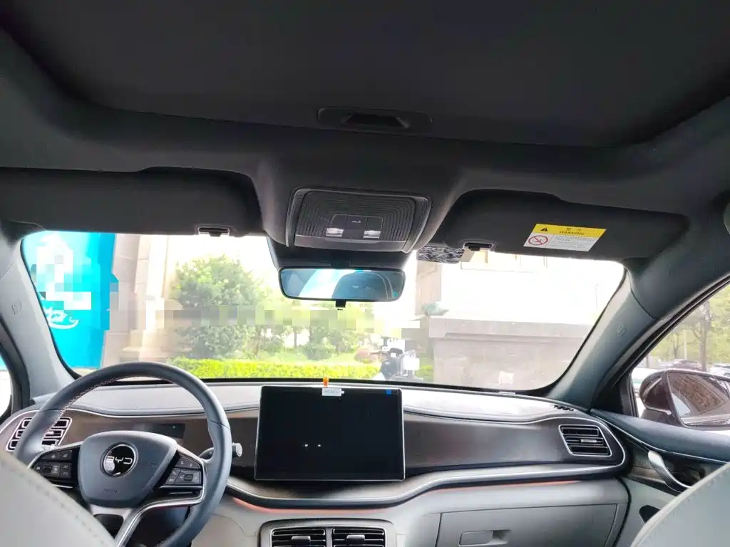 BYD Qin PLUS 2022 — фото 15