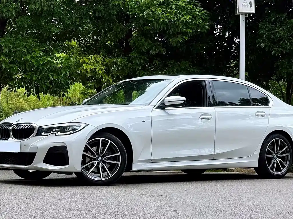 BMW 3 Series 2022