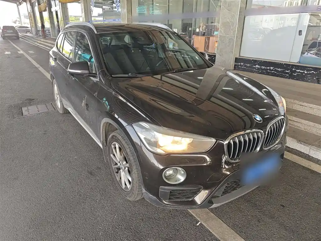 BMW X1 2019 — фото 4
