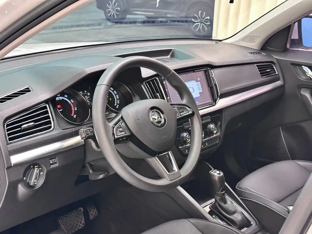 Skoda Kamiq 2024 — фото 18