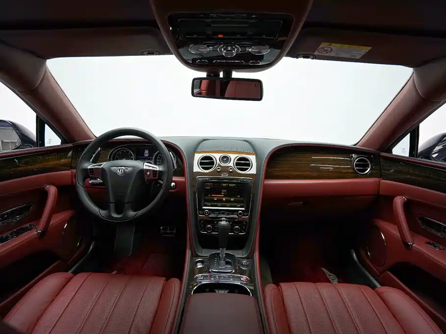 Bentley Flying Spur 2017 — фото 13