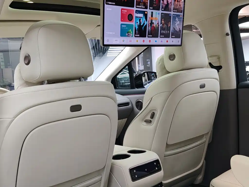 Li Auto i8 2025 — фото 12