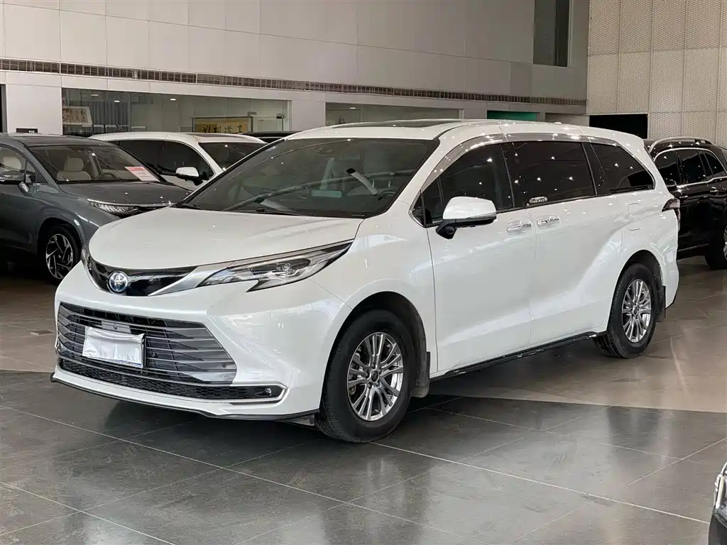 Toyota Sienna 2022