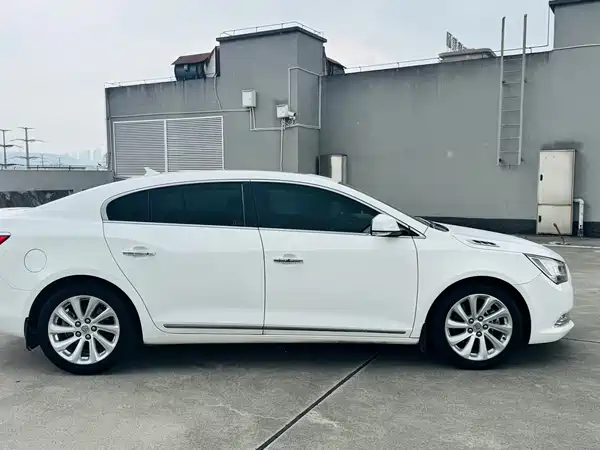 Buick LaCrosse 2013