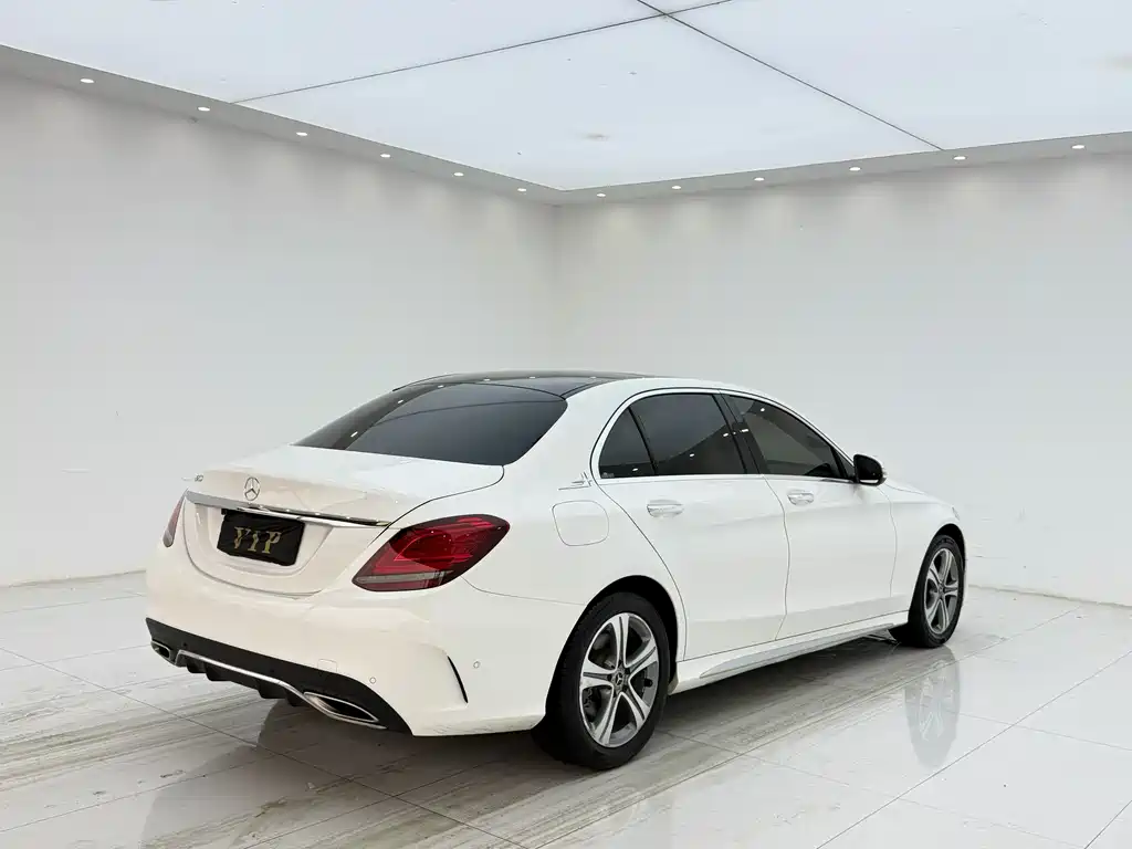 Mercedes-Benz C-Class 2019 — фото 4