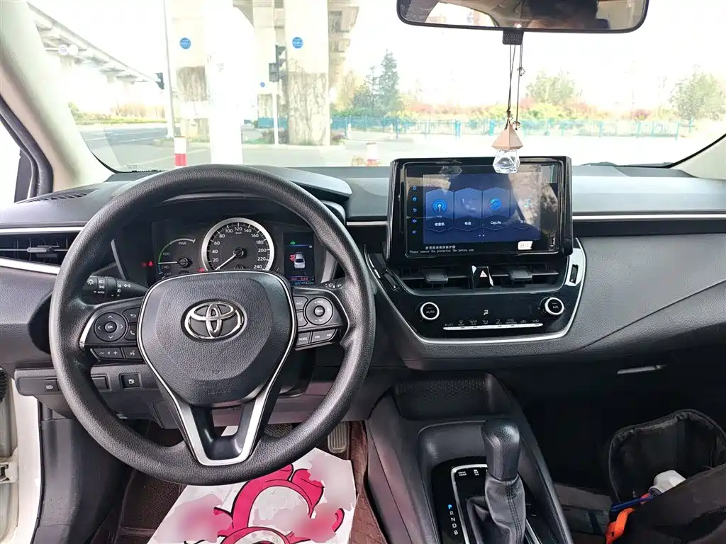 Toyota Corolla 2021 — фото 10