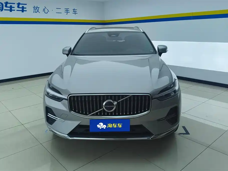 Volvo XC60 2021 — фото 2