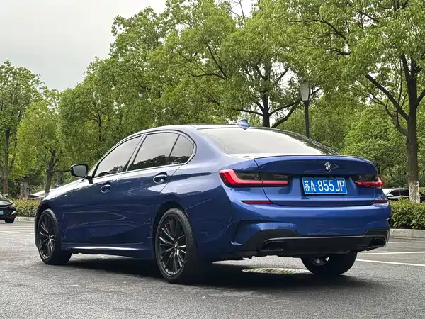 BMW 3 Series 2021