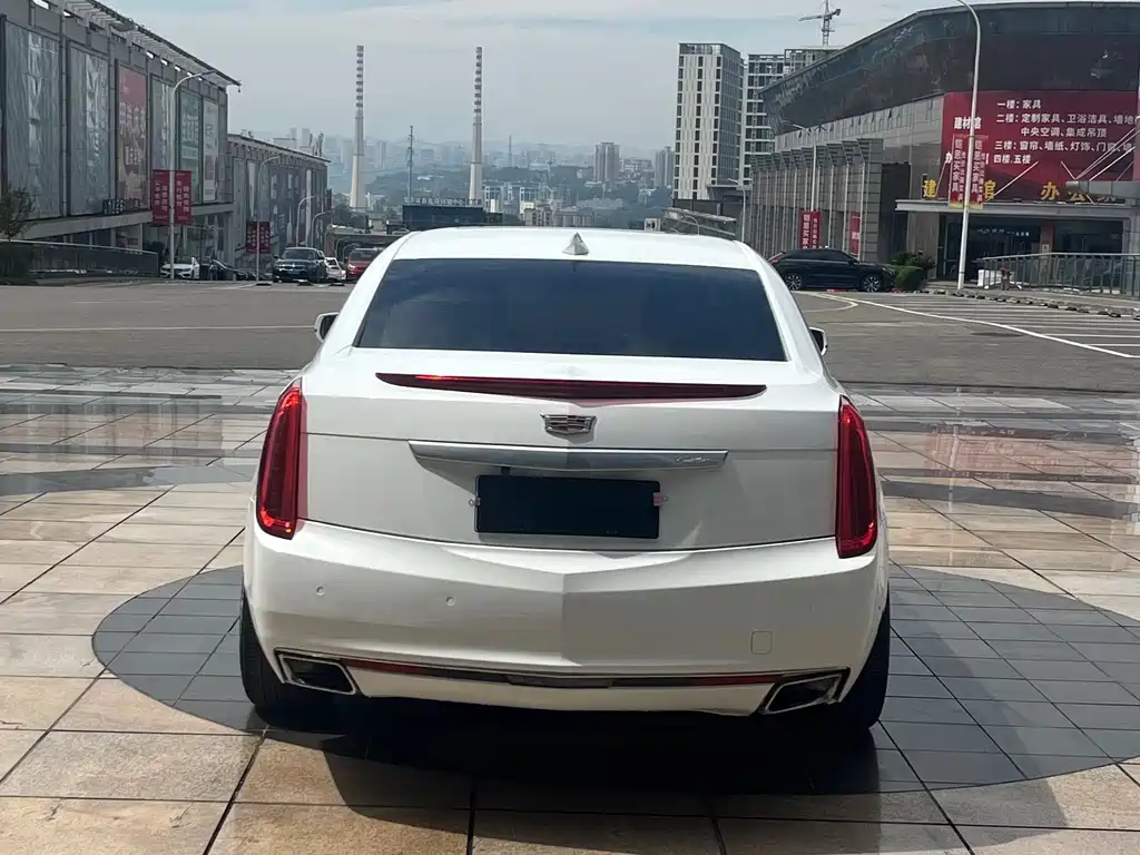 Cadillac XTS 2017 — фото 12