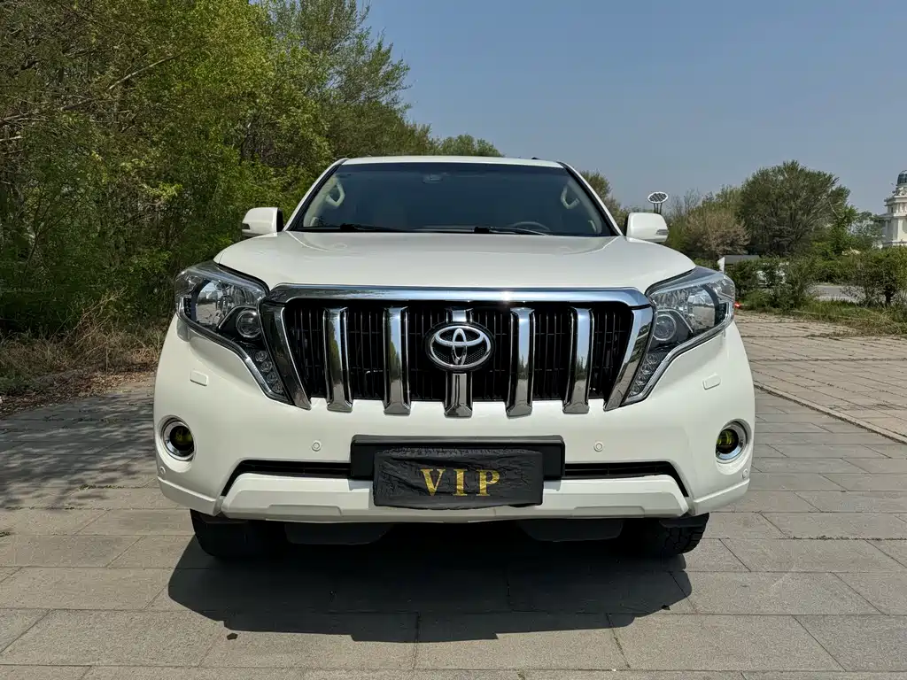 Toyota Prado 2016 — фото 3
