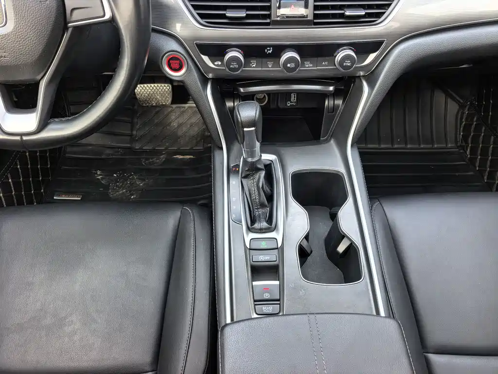 Honda Accord 2022 — фото 14