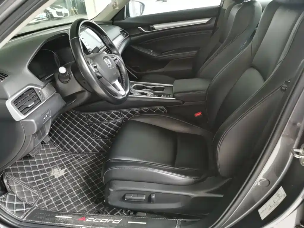 Honda Accord 2020 — фото 15