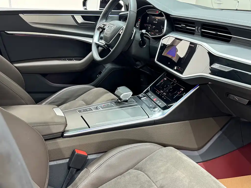 Audi A7L 2023 — фото 47