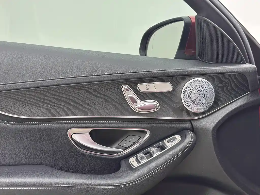 Mercedes-Benz C-Class 2018 — фото 12