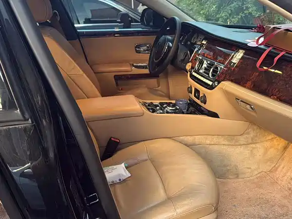 Rolls-Royce Ghost 2014