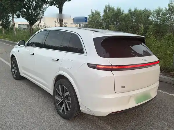 Li Auto L7 2023