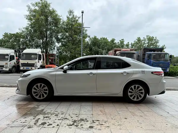 Toyota Camry 2023