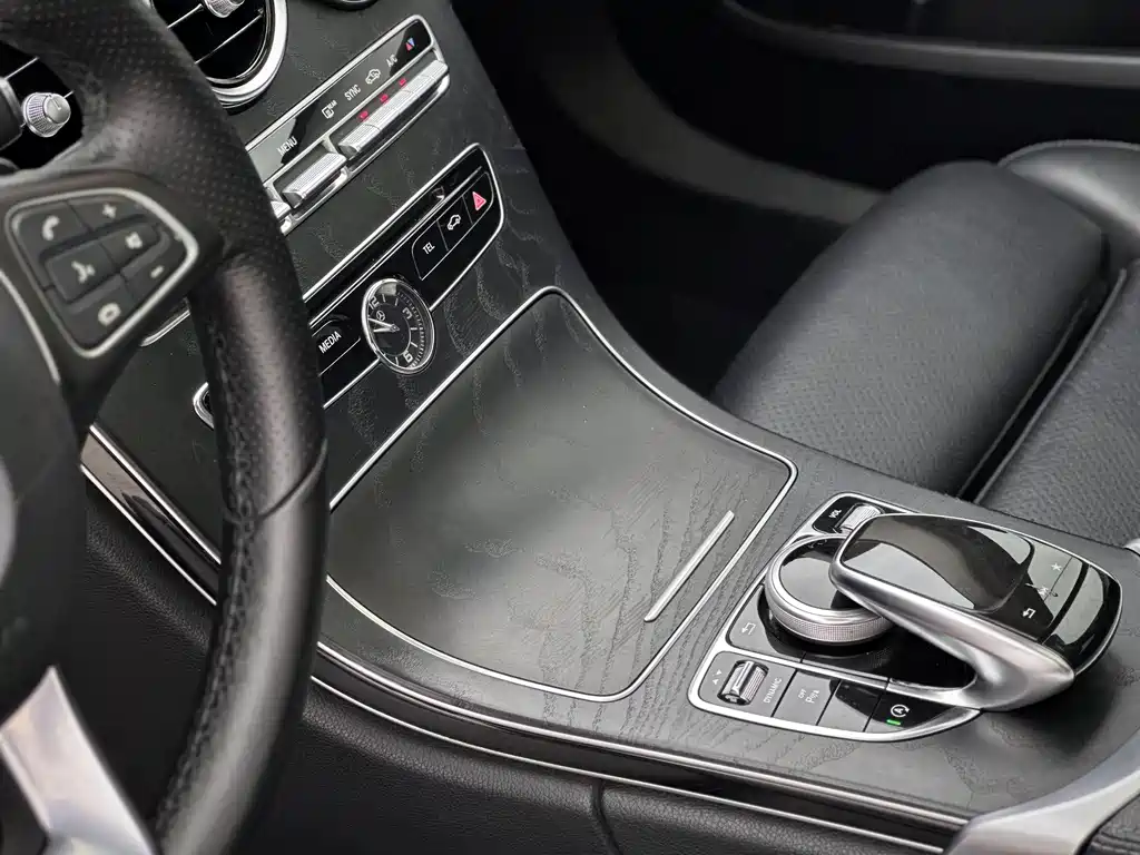 Mercedes-Benz C-Class 2018 — фото 9