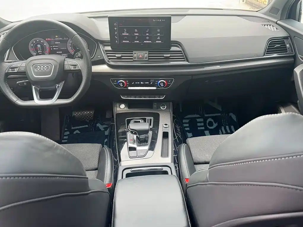 Audi Q5L Sportback 2021 — фото 14