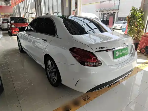 Mercedes-Benz C-Class 2021