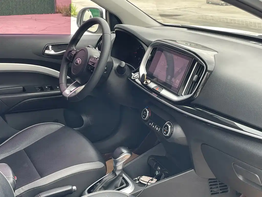 Kia KX1 2020 — фото 22