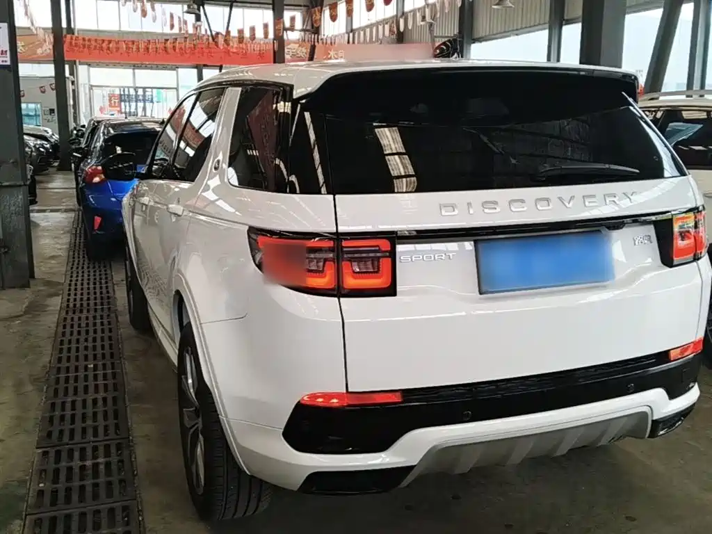 Land Rover Discovery Sport 2025 — фото 5