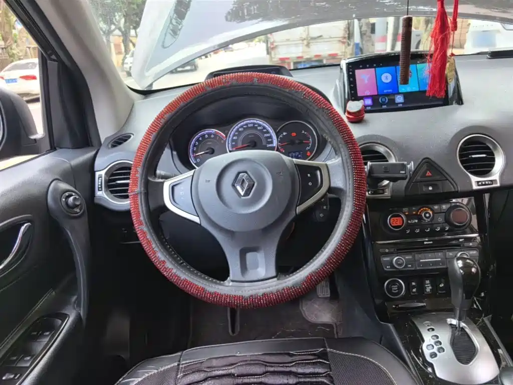 Renault Koleos 2016 — фото 11
