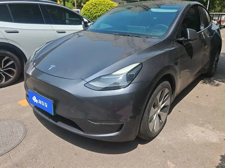 Tesla Model Y 2021