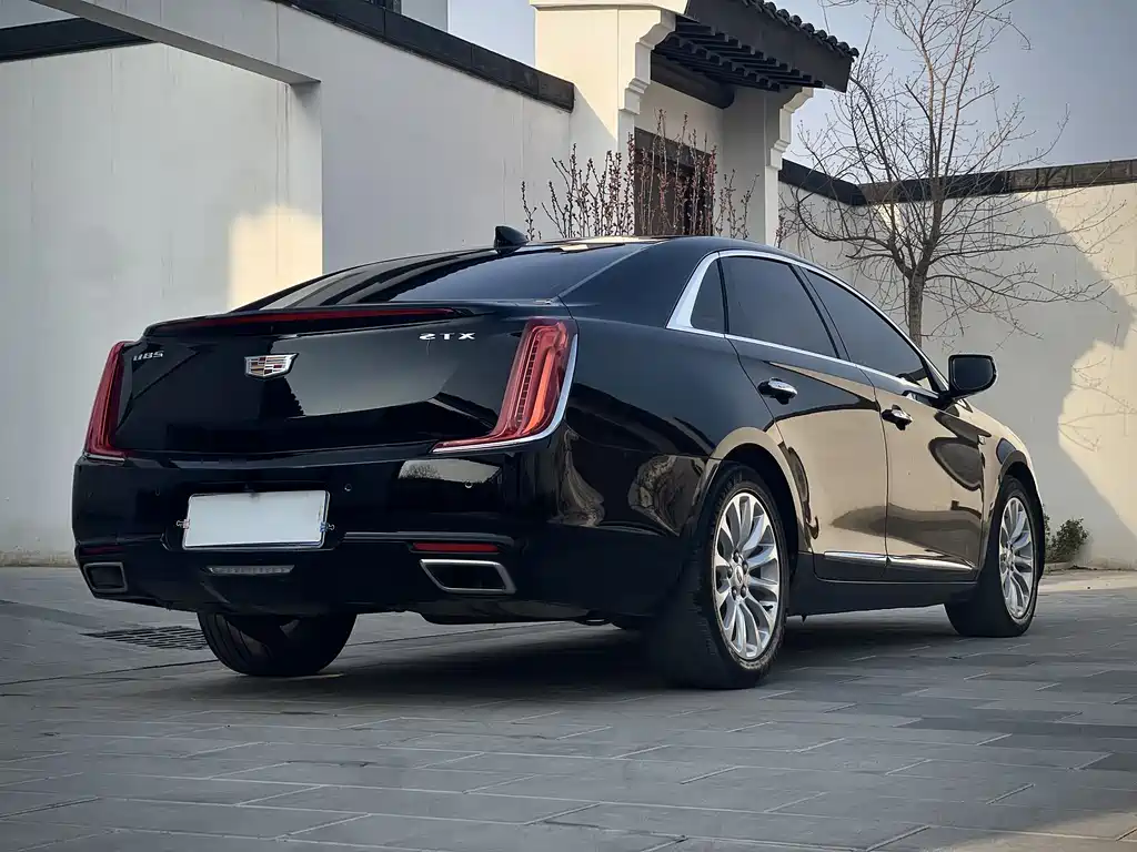 Cadillac XTS 2018 — фото 6