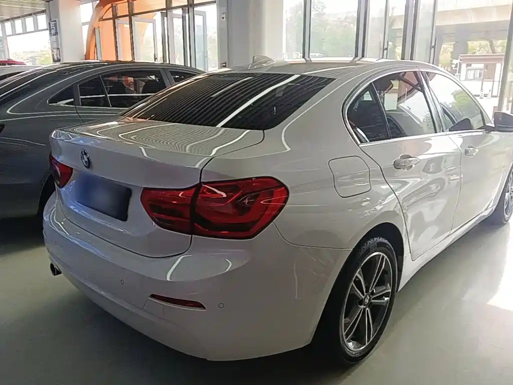 BMW 1 Series 2019