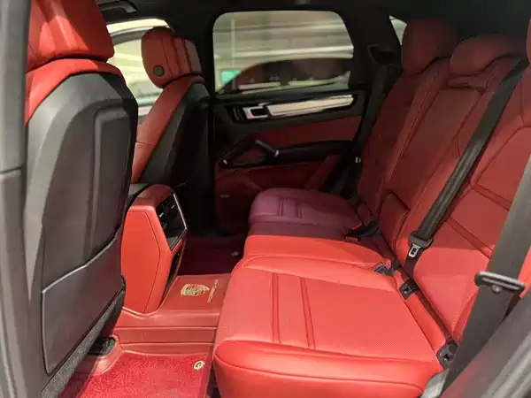 Porsche Cayenne 2019