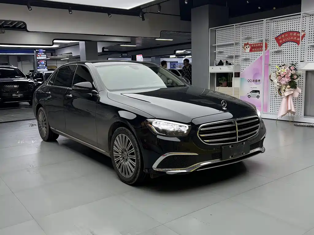 Mercedes-Benz E-Class 2023 — фото 3