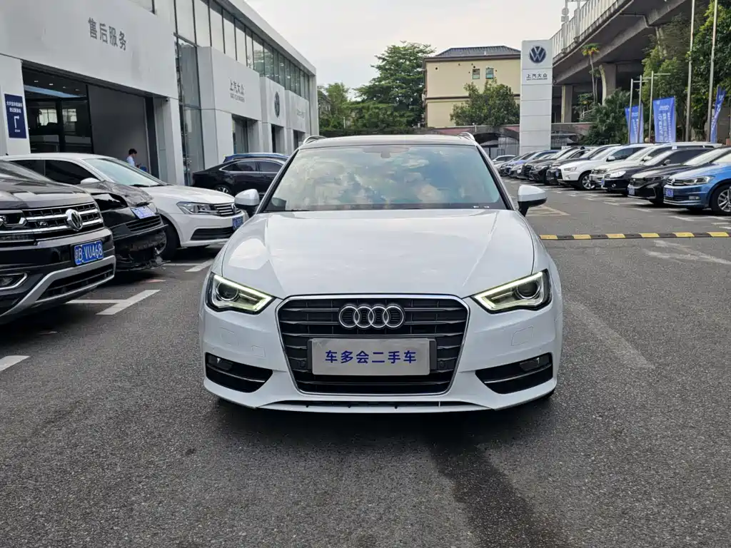 Audi A3 2018 — фото 2