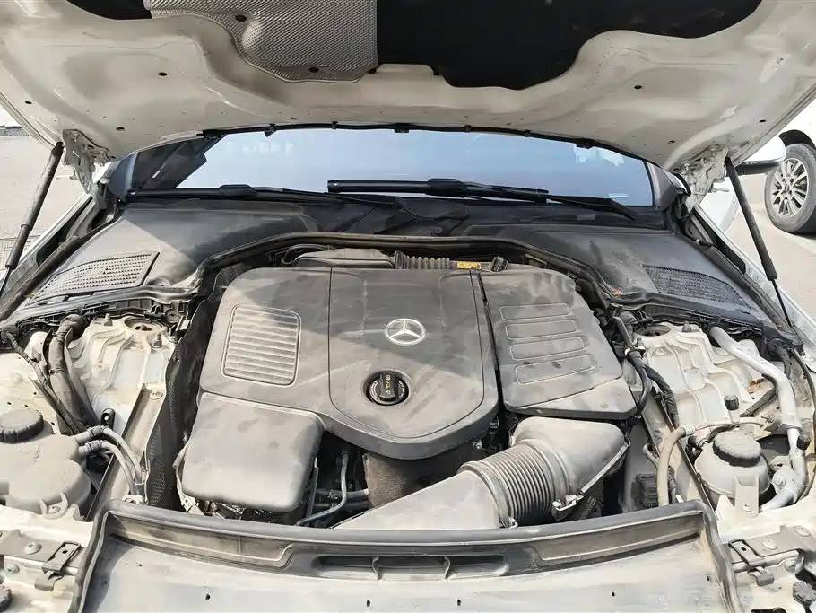 Mercedes-Benz C-Class 2022 — фото 10