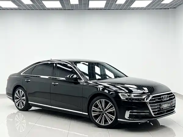 Audi A8 2022