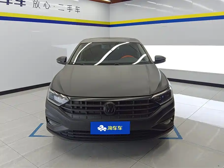 Volkswagen Sagitar 2022