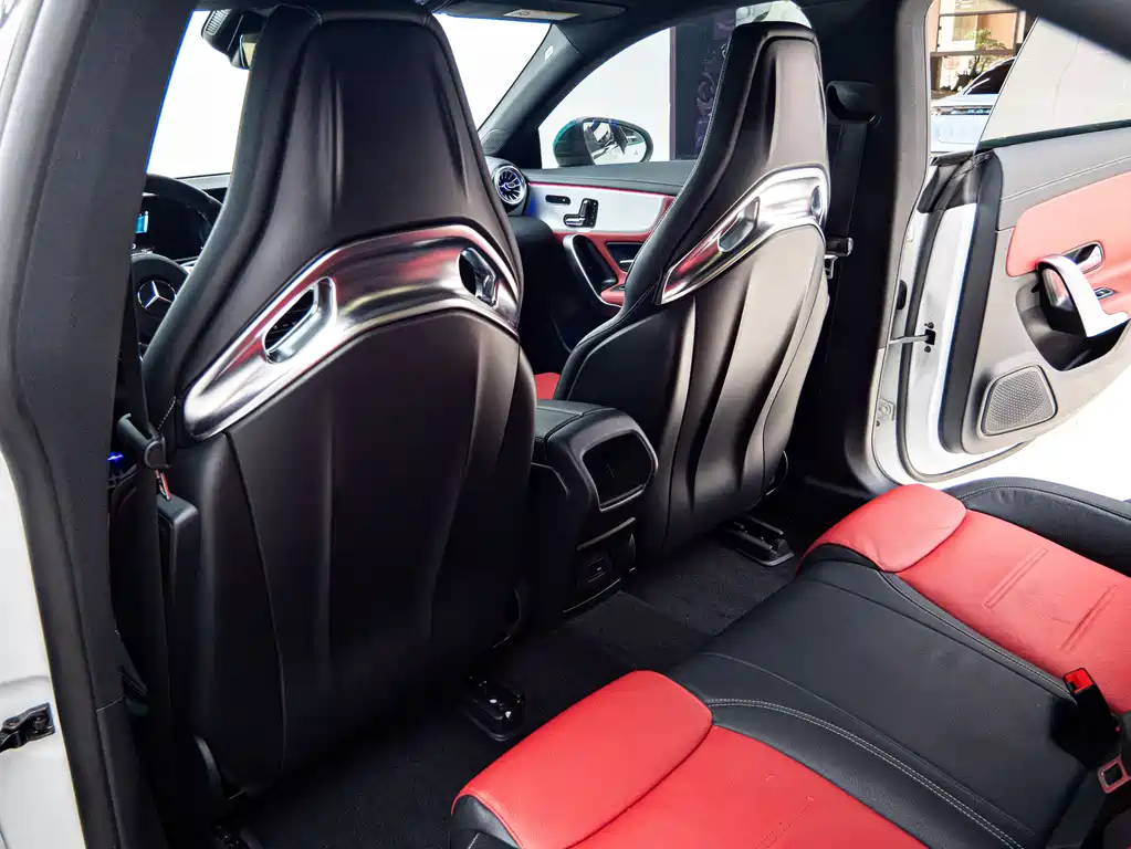 Mercedes-Benz Mercedes CLA AMG 2021 — фото 18