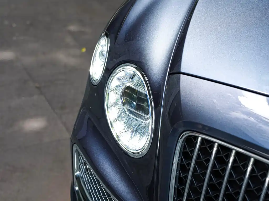 Bentley Flying Spur 2023