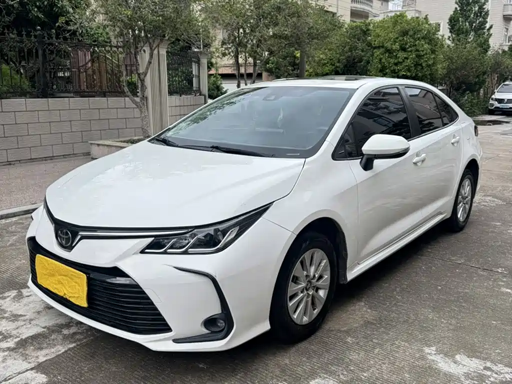 Toyota Corolla 2020 — фото 2