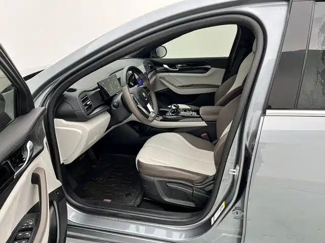 BYD Qin PLUS 2025 — фото 15